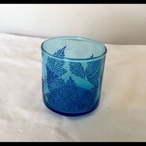 Embossed leaves candle holder